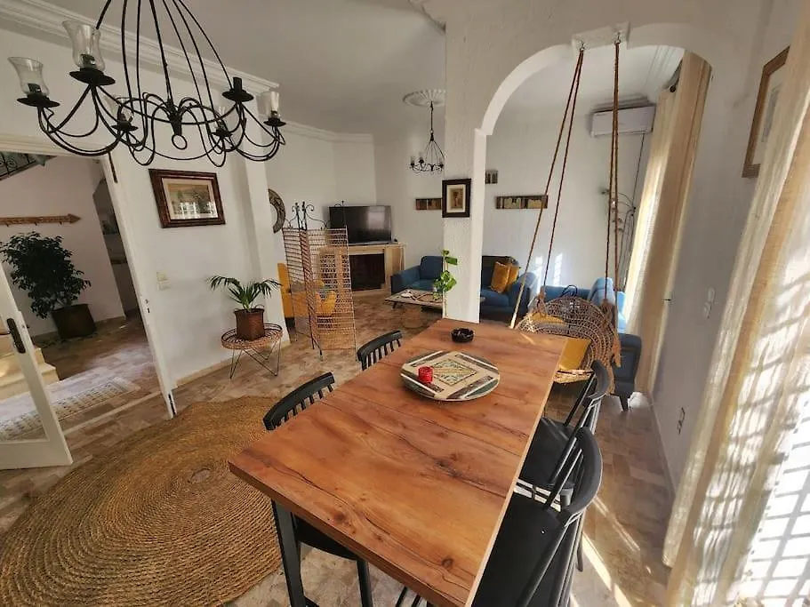 Maison Carthage Salamboo 0*,